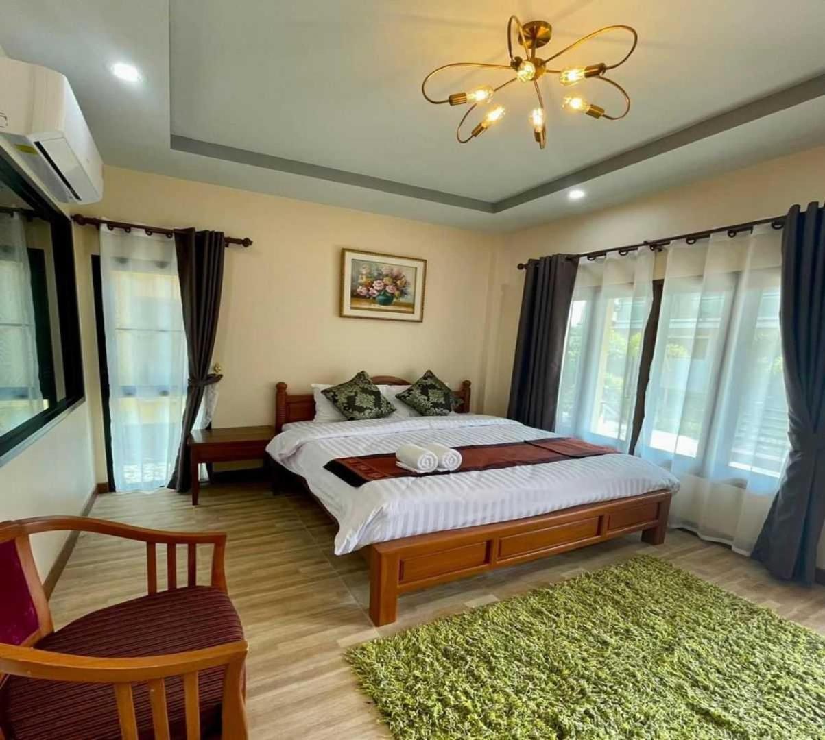 Capital O 75518 Baan Rose Resort Auluk Kültér fotó