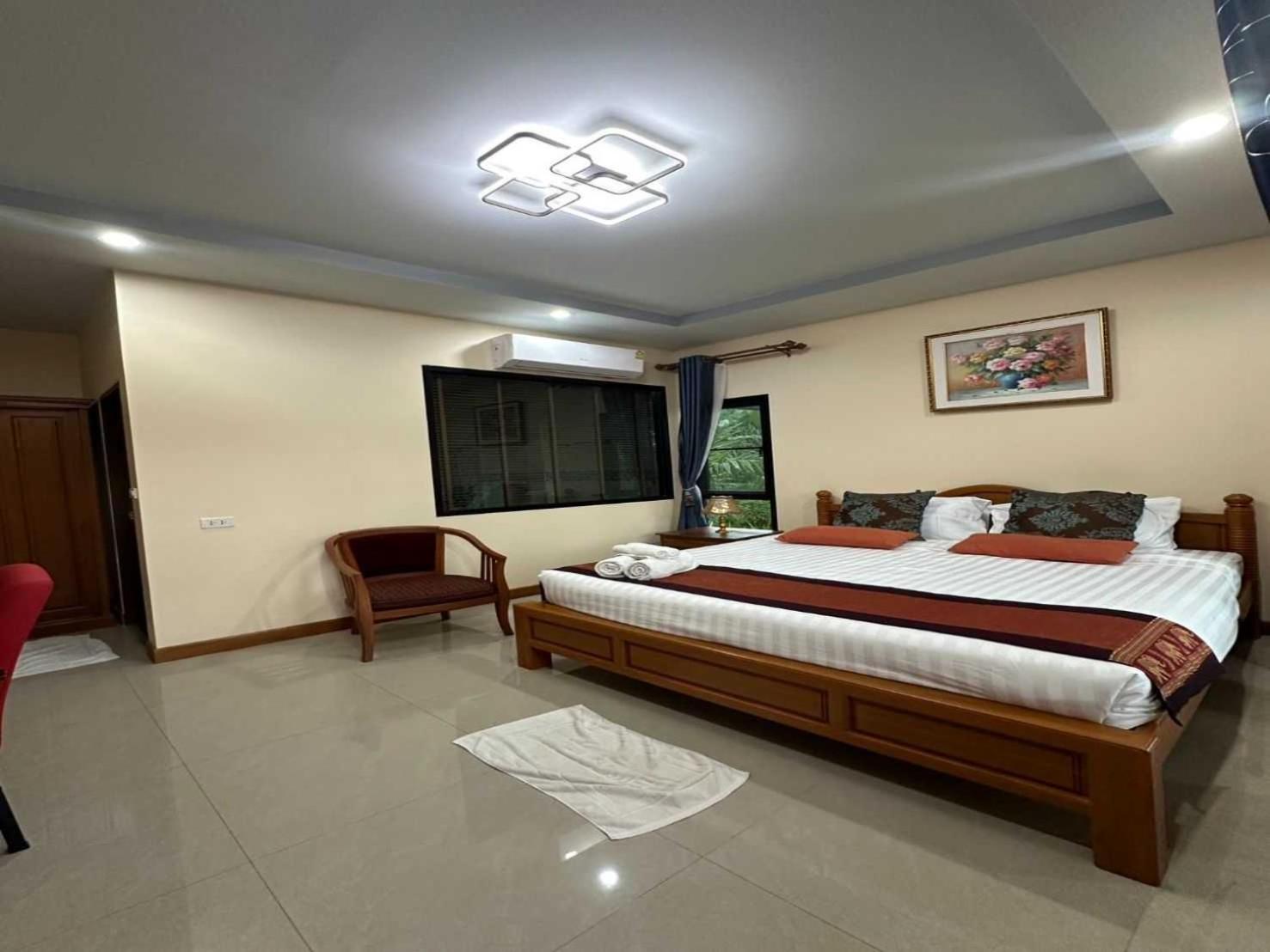 Capital O 75518 Baan Rose Resort Auluk Kültér fotó