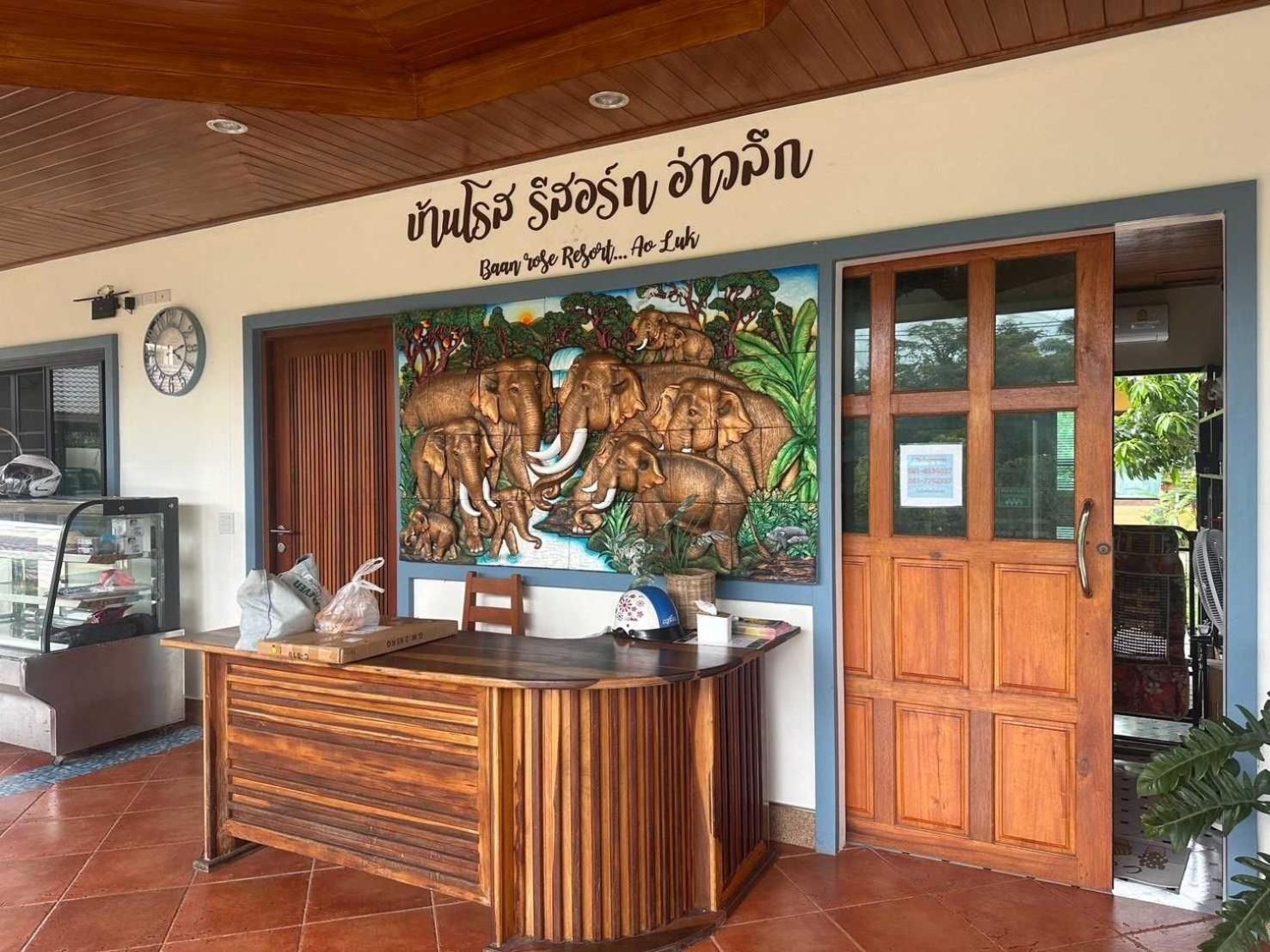 Capital O 75518 Baan Rose Resort Auluk Kültér fotó